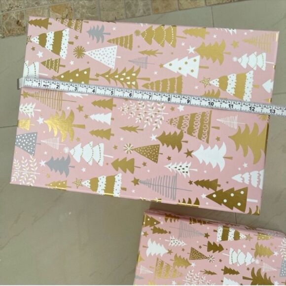 Set of 2 Pink Christmas Gift Boxes - Picture 4 of 9
